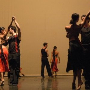 TOULON : Valses, Tango, délires !!