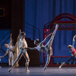 Paillettes et cotillons : et si l'on sortait pour les fêtes ?