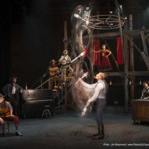 L'époustouflant spectacle du Cirque Eloize, « Saloon » fait le tour du monde !