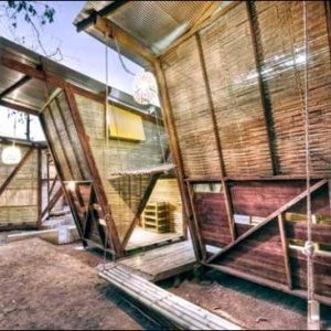 HYERES : Anna Heringer, Tyin - Construire ailleurs