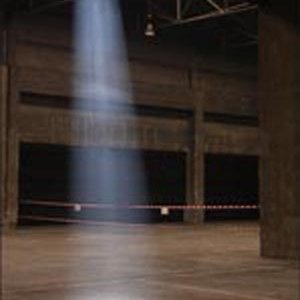 "Sur les traces des bâtisseurs" : mémoire ouvrière - regards d'artistes à l'Entre-Pont (halle Spada)