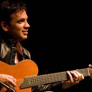 Jean-Félix Lalanne joue "Ma guitare à Dadi" le 22 janvier