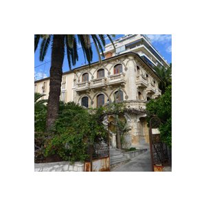 Exposition à la Maison Abandonnée à Nice 