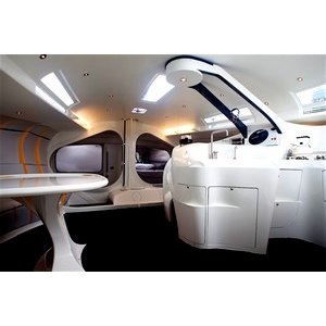 Stéphanie Marin : design intérieur du bâteau JP54