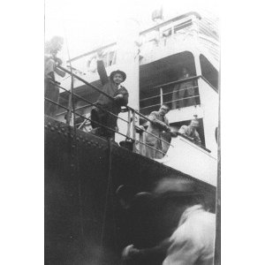 Arden Quin à la Maison de l'Amérique Latine - Clip Hommage