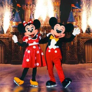  Disney sur Glace 100 Ans de Magie !