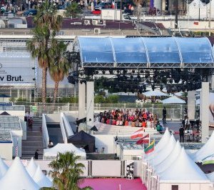 Festival de Cannes : la Mairie de Cannes distribue des places aux Cannois pour assister aux projections officielles
