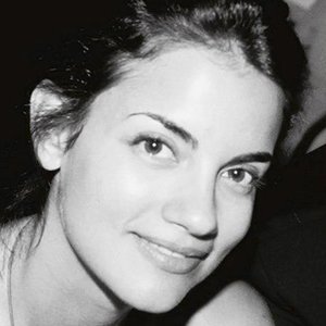 Cari GONZALEZ-CASANOVA