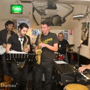 THE JIMI BROWN NEW EXPERIENCE