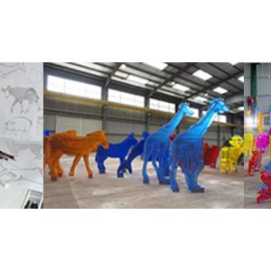 140 dessins de Kristian deviennent les 140 sculptures d'animaux de l'Arche de Noé Climat pour le sommet mondial COP 21