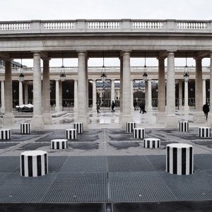 Conférence " Les colonnes de Buren au Palais Royal" le 8 novembre à Nice