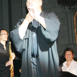 Récital de Noël Gil Florini prêtre-chanteur