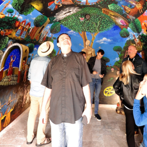 Moya peint sa version du martyre de Saint Sébastien