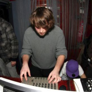  « YOU KNOW THE SOUND » : electro party 