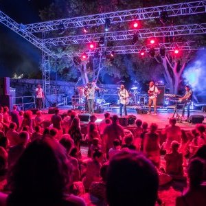 Grimaud : Fête de la Musique « En attendant les Grimaldines » avec un concert de Carlos Correia