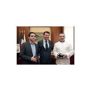 Deux chefs étoilés félicités par Christian Estrosi