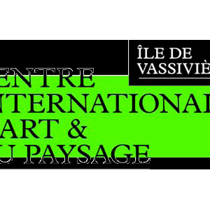 ILES DE VASSIVIERE : Black and White animals, Bethan Huws