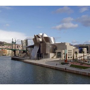 Antoni Tapies : de l'objet à la sculpture 