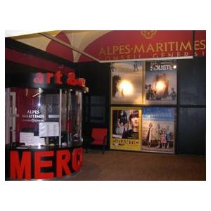 Frédéric Pelle réalisateur de « La Tête Ailleurs »