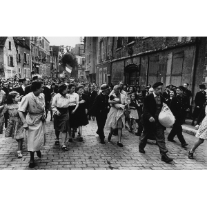 "Des jours et des nuits à Chartres"