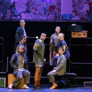 Spectaculaires "Passagers" de la Cie "Les 7 doigts de la main" au Palais des festivals ! 