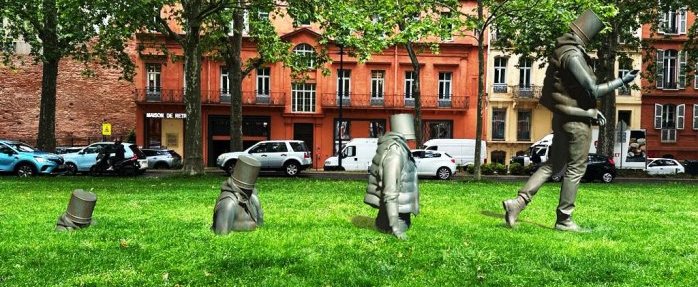 L'œuvre monumentale « Result » de l'artiste cannois David David installée à Toulouse